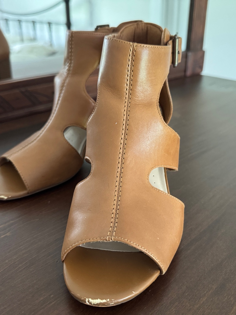 Women's Clarks Size 8 Tan Cutout Open-Toe High Heel Sandal Booties